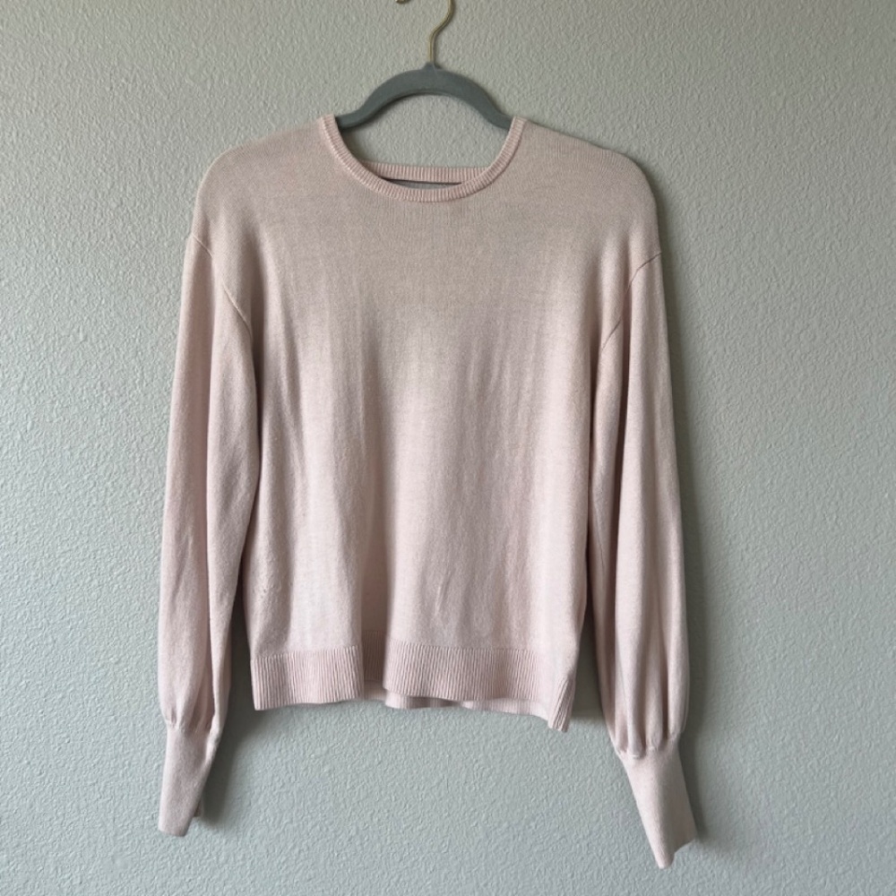 Express Lightweight Sweater (M)